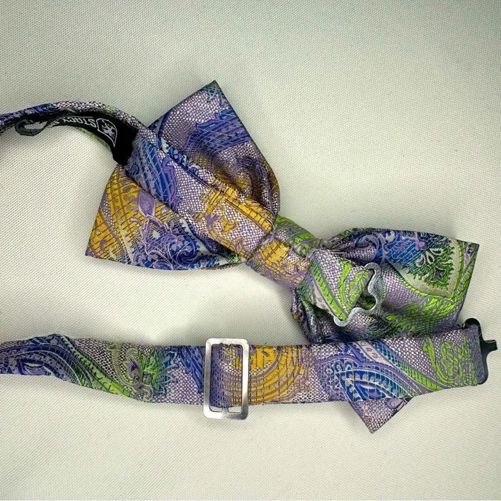 Stacy Adam's Paisley Print Bow Tie